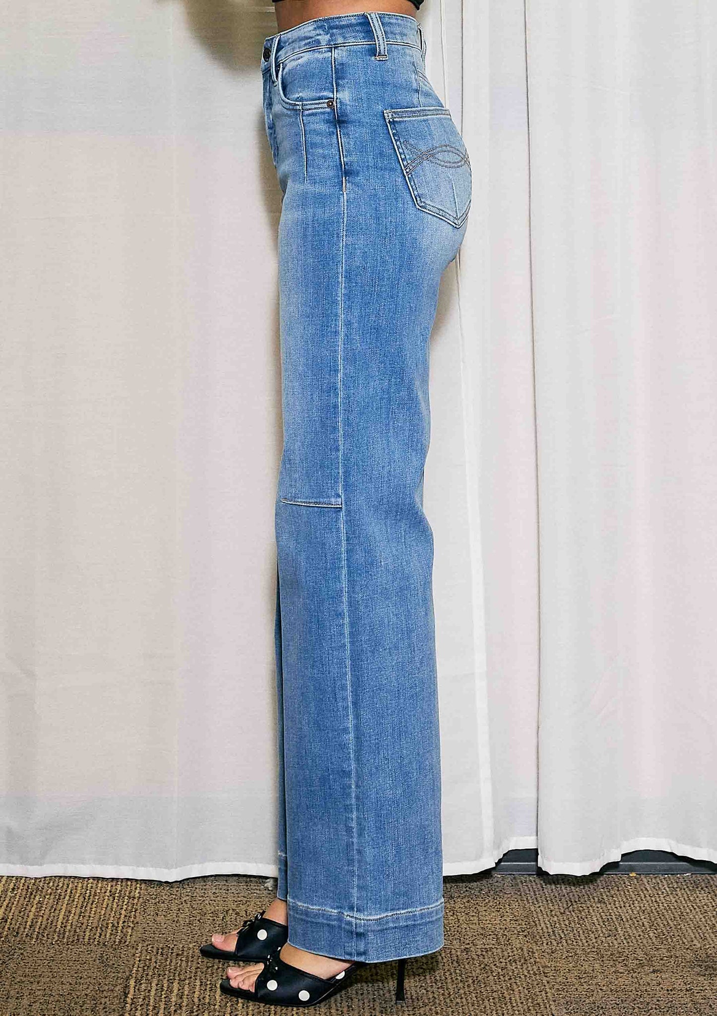 Structured Wide Leg Jeans
