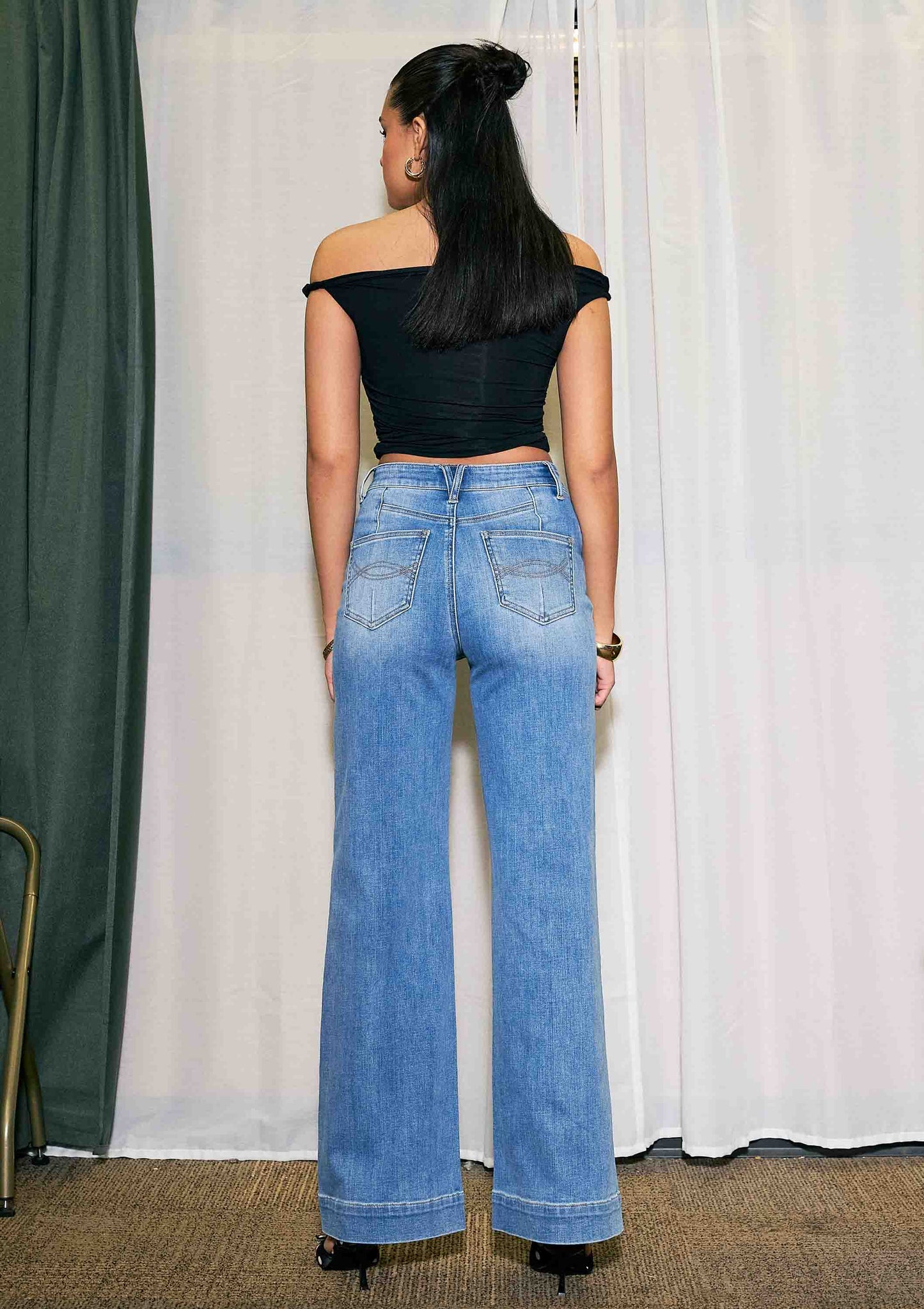 Structured Wide Leg Jeans