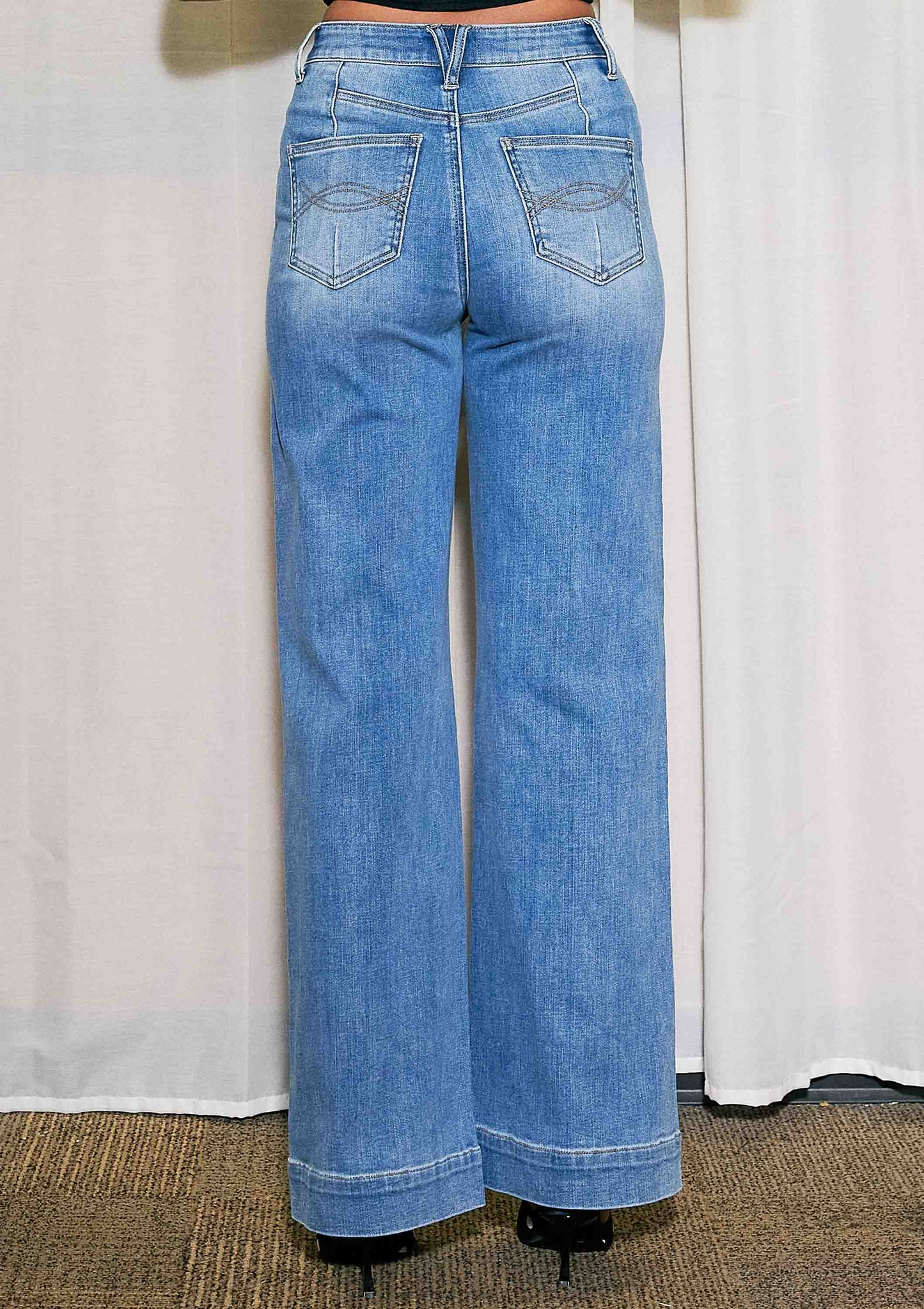 Structured Wide Leg Jeans