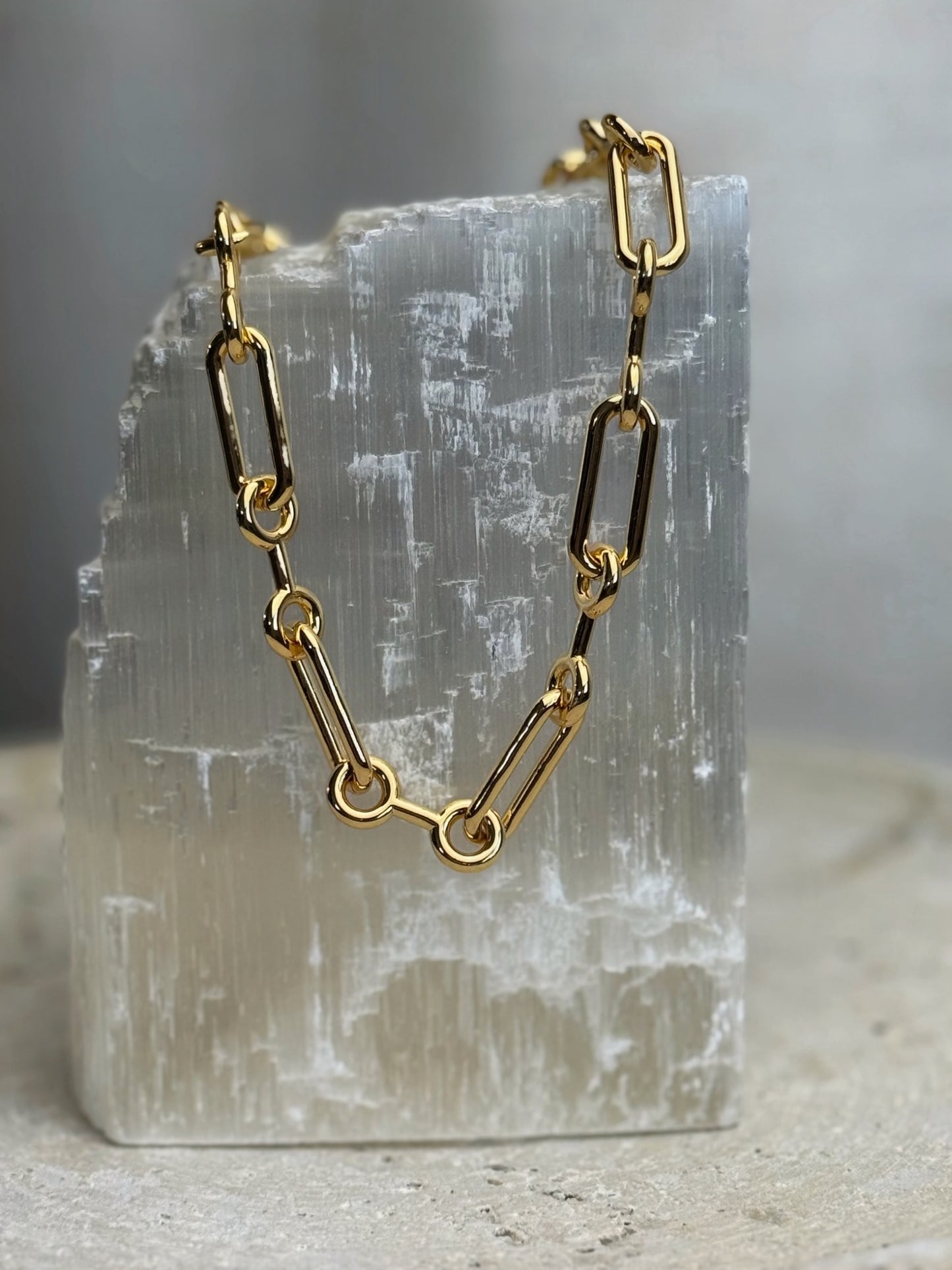 Lacey Chain