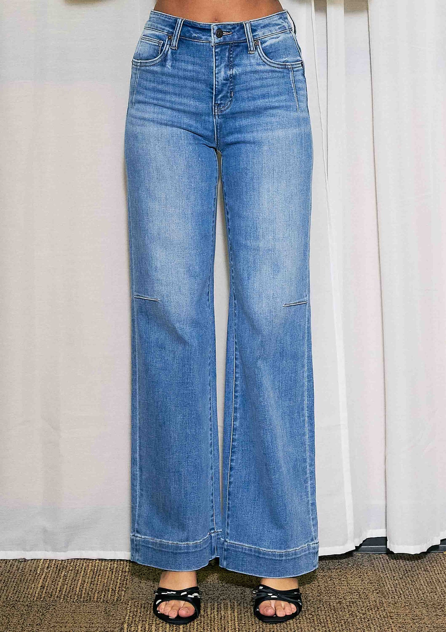 Structured Wide Leg Jeans
