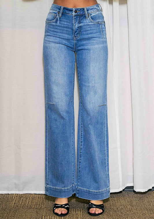 Structured Wide Leg Jeans