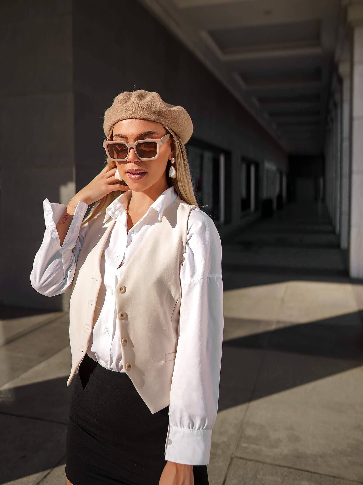 MOCASINA BEIGE SUNGLASSES
