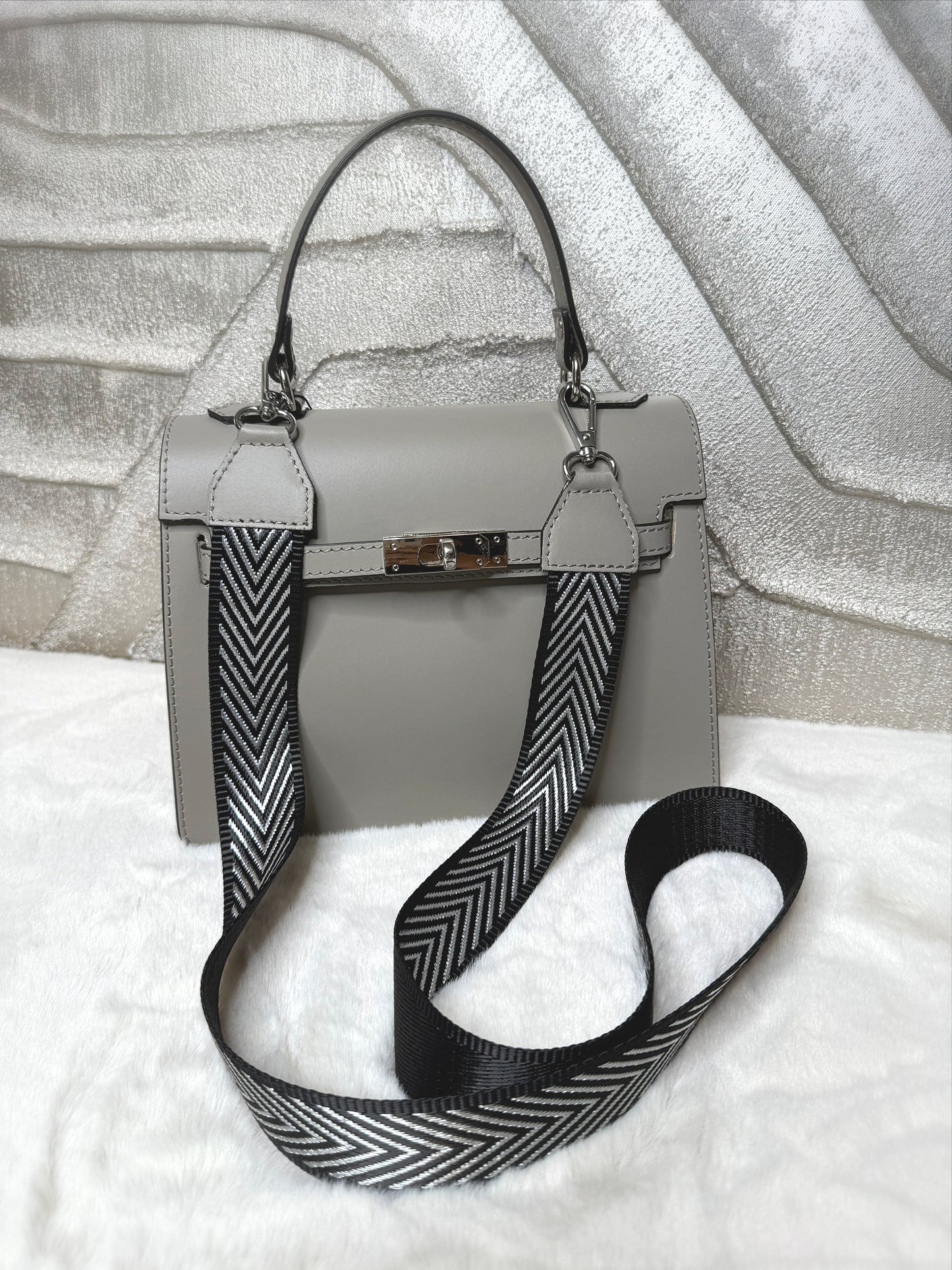 Genuine leather shoulder bag light Grey